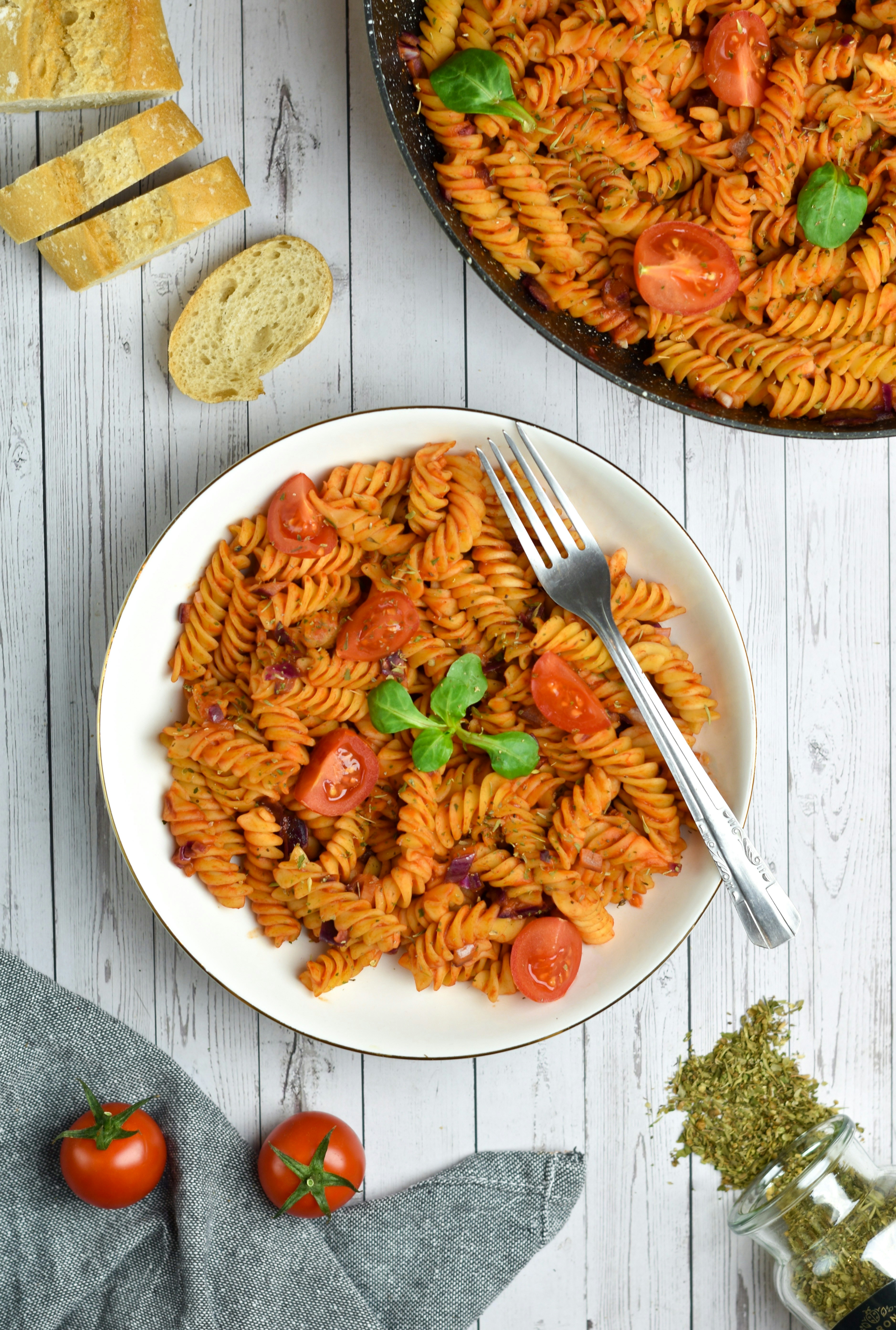 Pasta al pomodoro